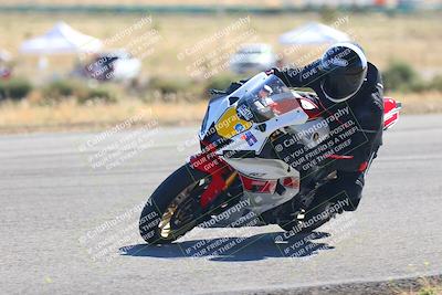 media/Oct-15-2023-TrackXperience (Sun) [[85198ff50b]]/Group 2/session 4 turn 3/